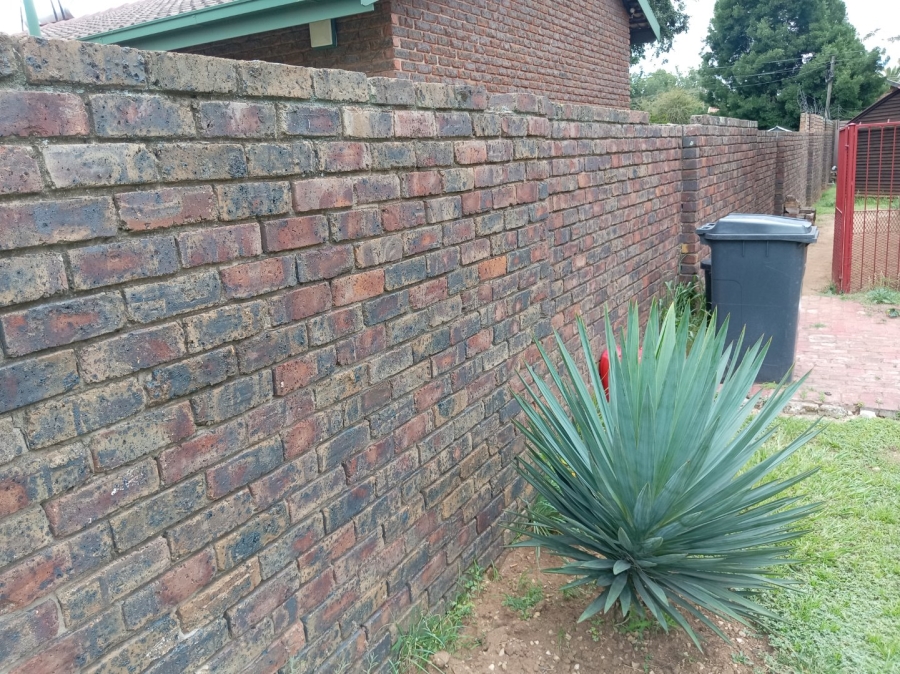 3 Bedroom Property for Sale in Bester Gauteng