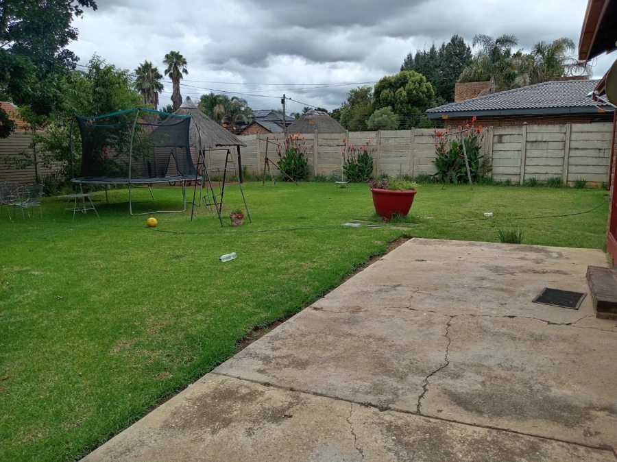 3 Bedroom Property for Sale in Bester Gauteng
