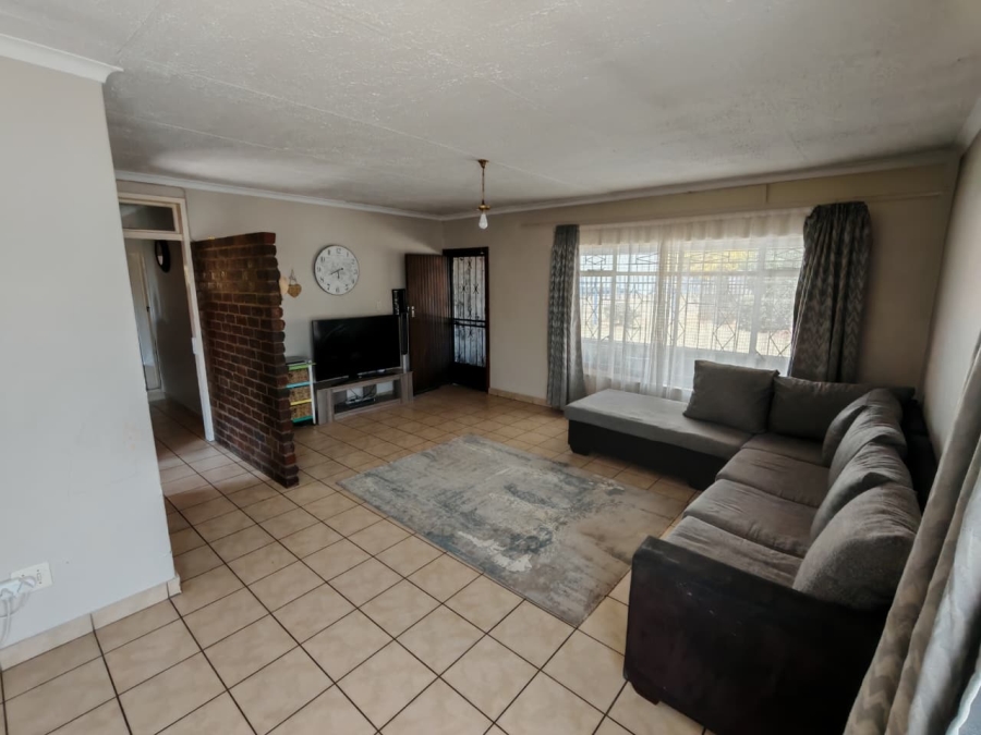 3 Bedroom Property for Sale in Visagie Park Gauteng