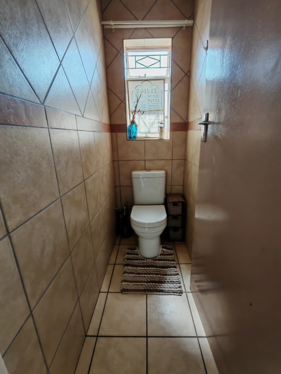 3 Bedroom Property for Sale in Visagie Park Gauteng