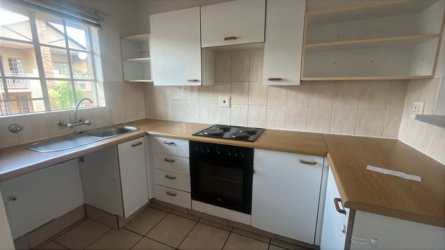 2 Bedroom Property for Sale in Magalieskruin Gauteng