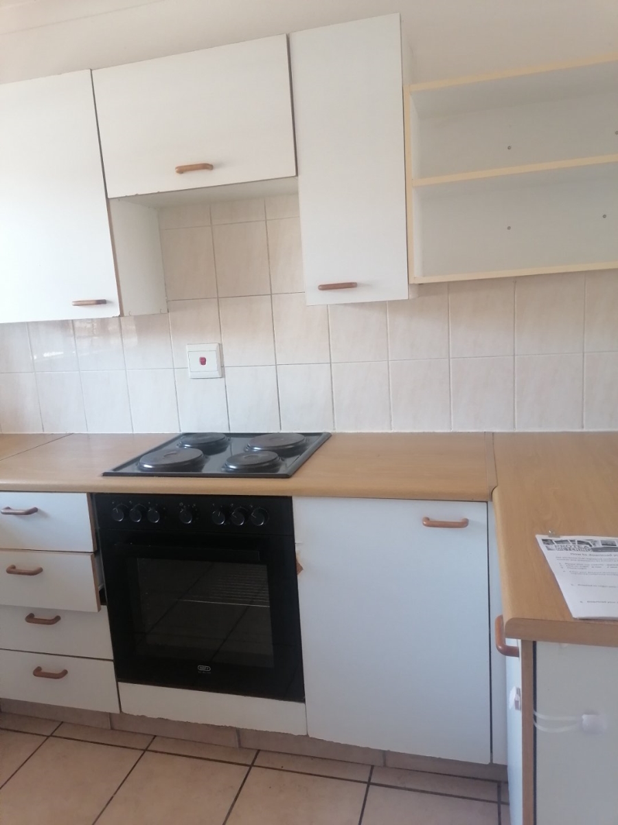 2 Bedroom Property for Sale in Magalieskruin Gauteng