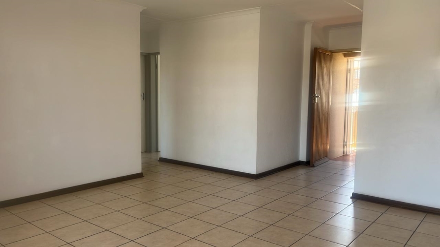 2 Bedroom Property for Sale in Magalieskruin Gauteng