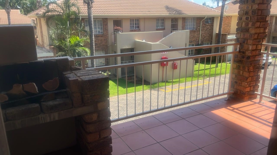 2 Bedroom Property for Sale in Magalieskruin Gauteng