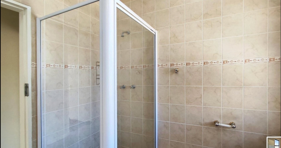 4 Bedroom Property for Sale in Glen Erasmia Gauteng