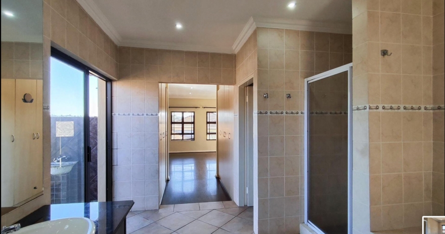 4 Bedroom Property for Sale in Glen Erasmia Gauteng