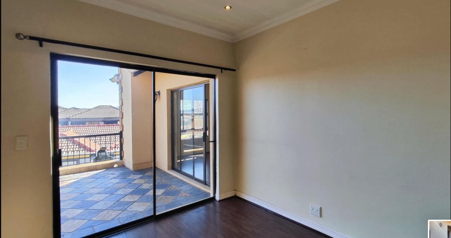 4 Bedroom Property for Sale in Glen Erasmia Gauteng