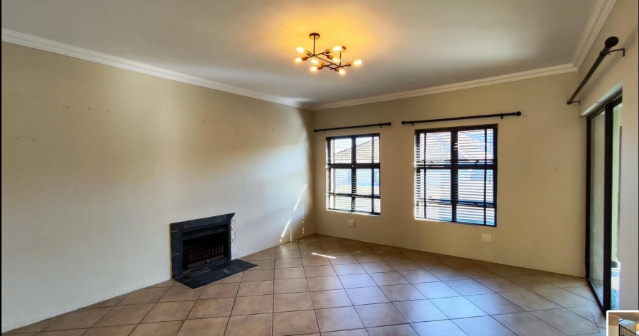 4 Bedroom Property for Sale in Glen Erasmia Gauteng