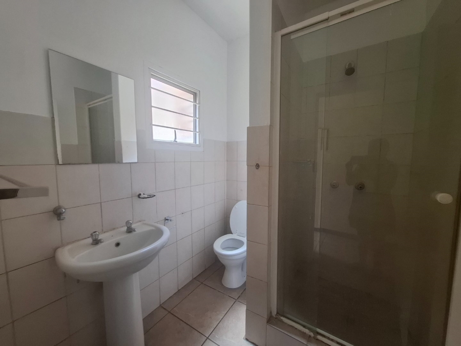 To Let 1 Bedroom Property for Rent in Gezina Gauteng