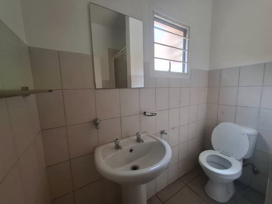 To Let 1 Bedroom Property for Rent in Gezina Gauteng