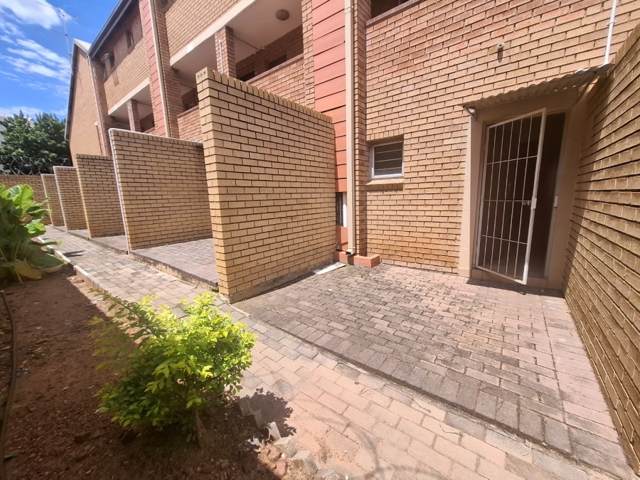 To Let 1 Bedroom Property for Rent in Gezina Gauteng