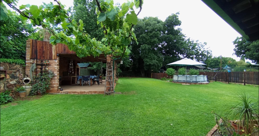 4 Bedroom Property for Sale in Doringkloof Gauteng