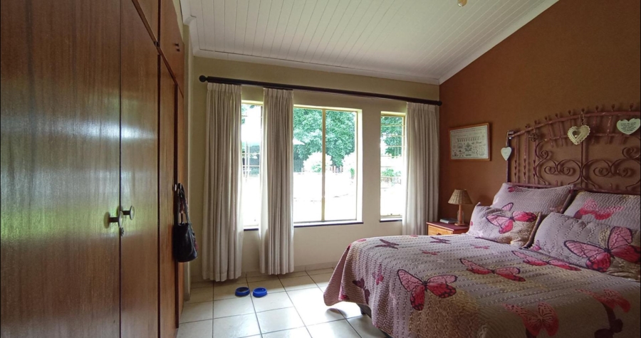 4 Bedroom Property for Sale in Doringkloof Gauteng