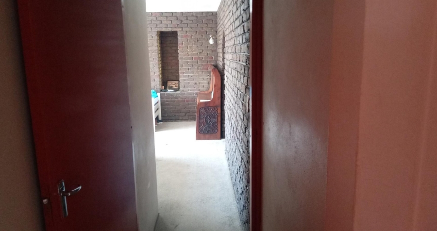 3 Bedroom Property for Sale in Strubenvale Gauteng
