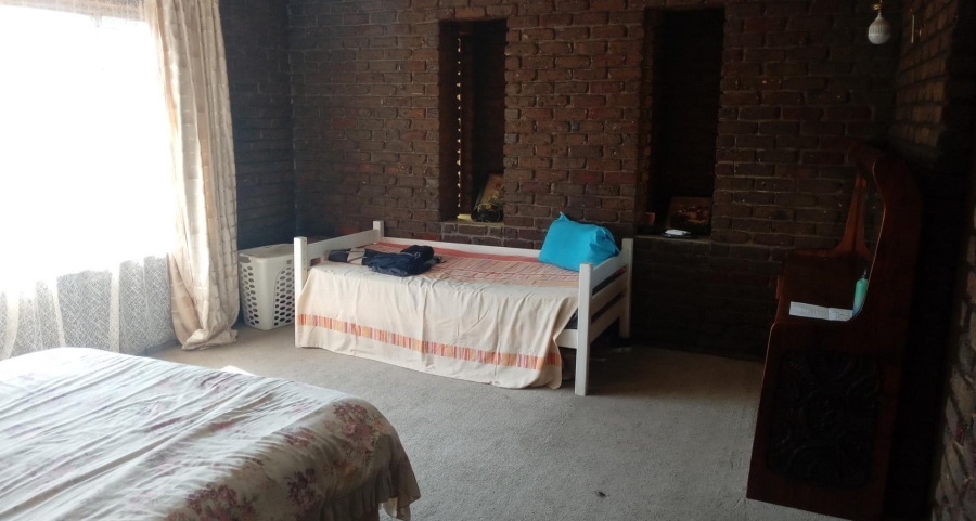 3 Bedroom Property for Sale in Strubenvale Gauteng