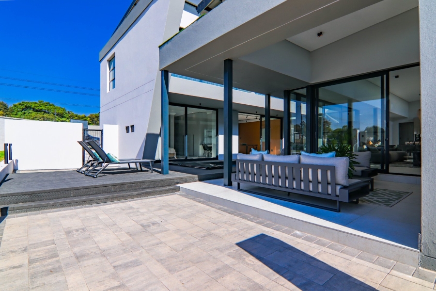 4 Bedroom Property for Sale in Helderfontein Estate Gauteng