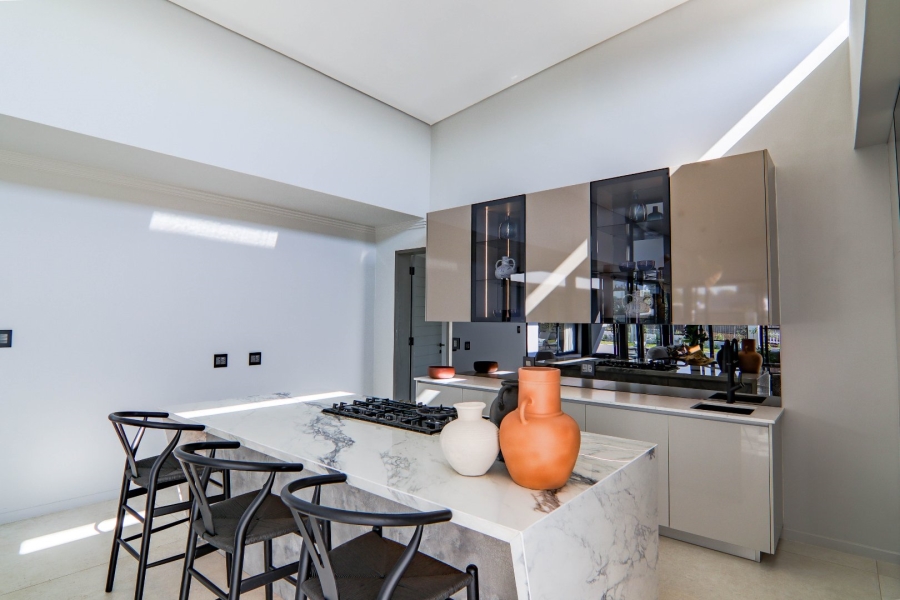 4 Bedroom Property for Sale in Helderfontein Estate Gauteng