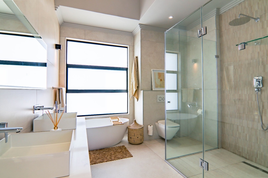 4 Bedroom Property for Sale in Helderfontein Estate Gauteng