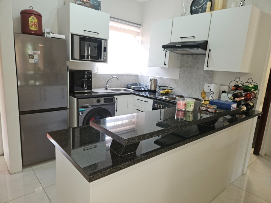 1 Bedroom Property for Sale in Douglasdale Gauteng