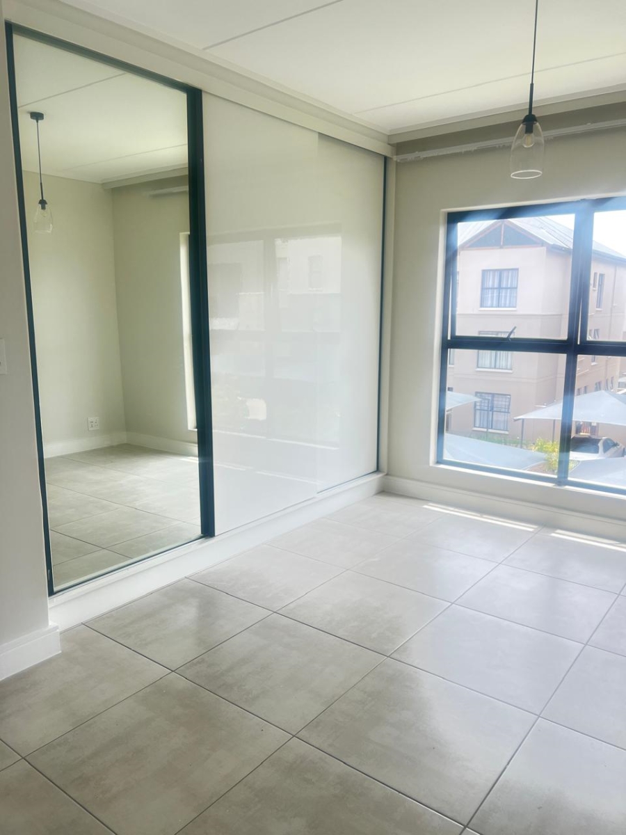 To Let 3 Bedroom Property for Rent in The Polofields Gauteng