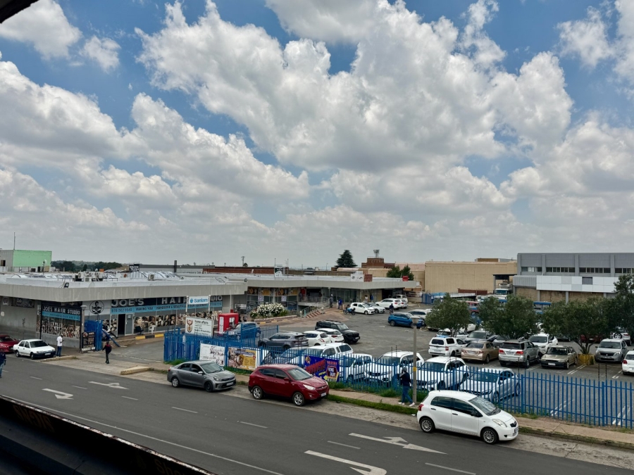 To Let 3 Bedroom Property for Rent in New Redruth Gauteng