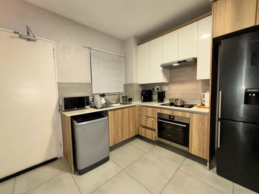To Let 1 Bedroom Property for Rent in Shere Gauteng