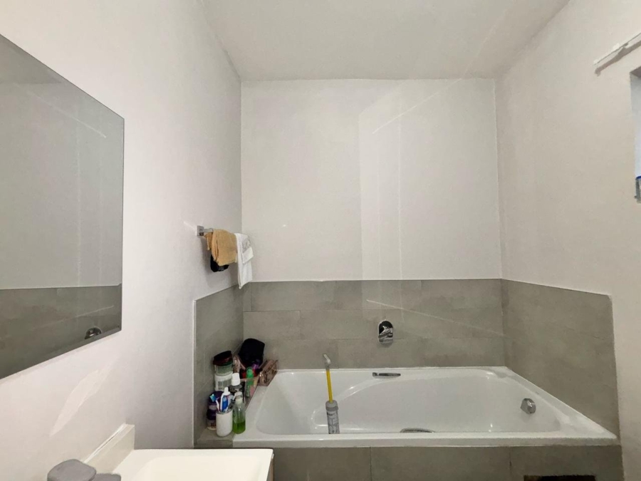 To Let 1 Bedroom Property for Rent in Shere Gauteng