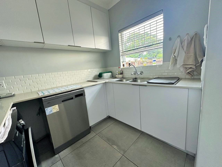 4 Bedroom Property for Sale in Zwartkop Gauteng