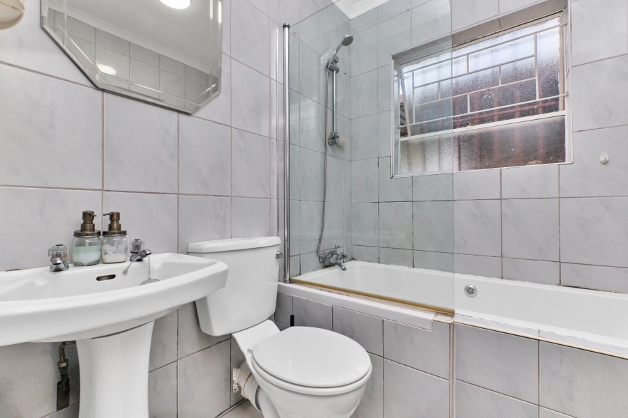 2 Bedroom Property for Sale in Honeydew Ridge Gauteng