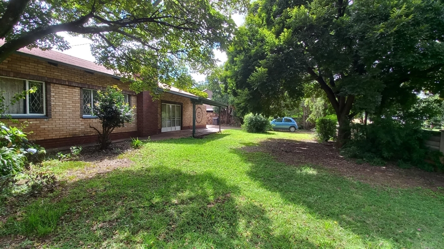 To Let 5 Bedroom Property for Rent in Valhalla Gauteng