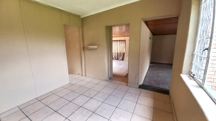 To Let 5 Bedroom Property for Rent in Valhalla Gauteng