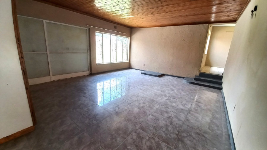 To Let 5 Bedroom Property for Rent in Valhalla Gauteng