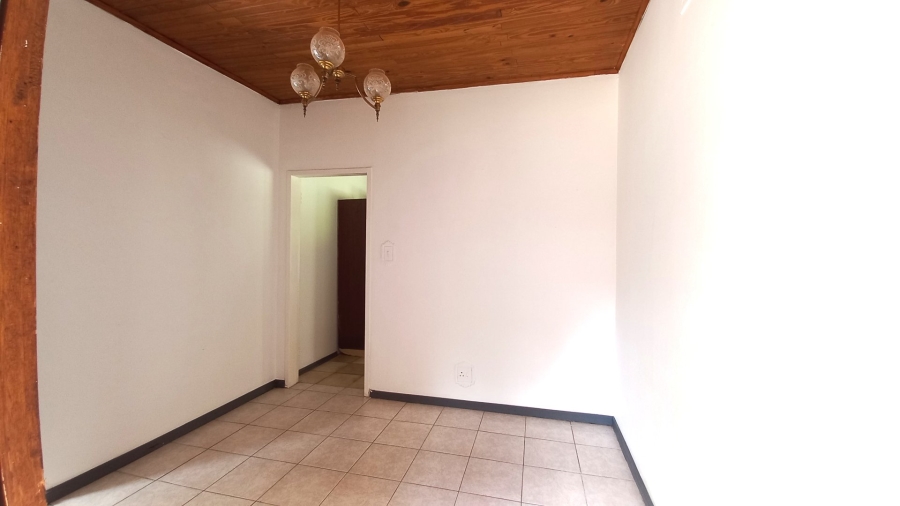 To Let 5 Bedroom Property for Rent in Valhalla Gauteng