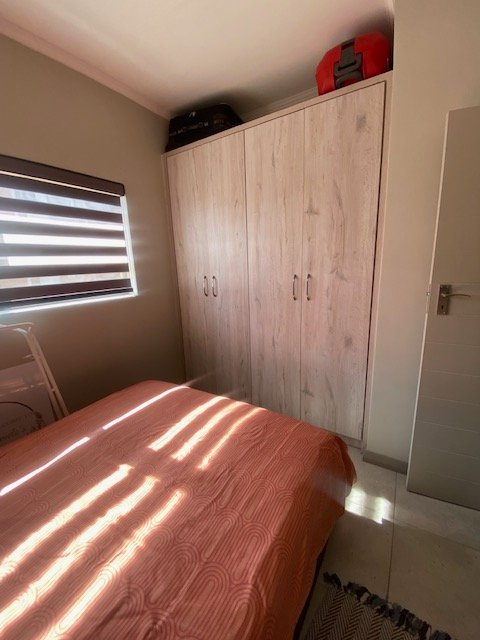  Bedroom Property for Sale in Rooihuiskraal North Gauteng