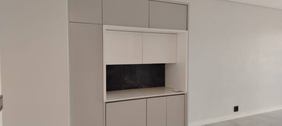 To Let 2 Bedroom Property for Rent in Waterfall Gauteng