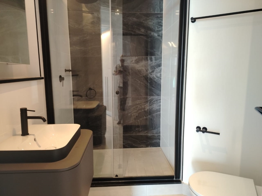 To Let 2 Bedroom Property for Rent in Waterfall Gauteng