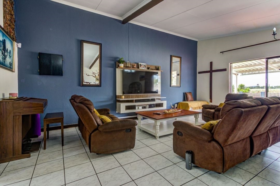 4 Bedroom Property for Sale in Bonaero Park Gauteng