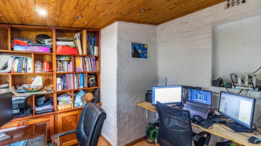 4 Bedroom Property for Sale in Brackendowns Gauteng