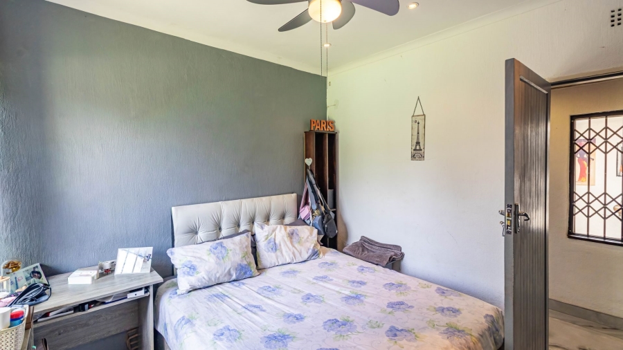 4 Bedroom Property for Sale in Brackendowns Gauteng