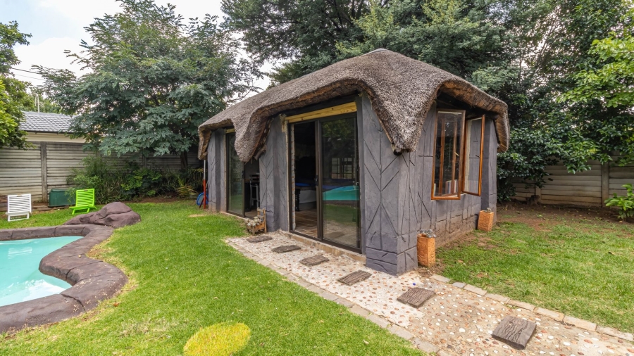 4 Bedroom Property for Sale in Brackendowns Gauteng