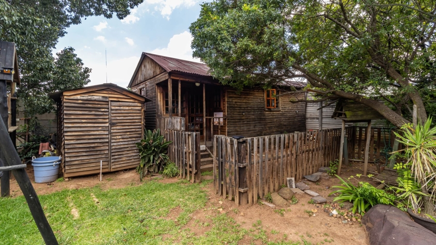 4 Bedroom Property for Sale in Brackendowns Gauteng