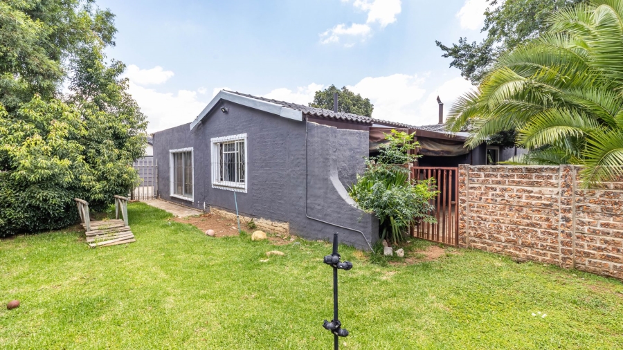 4 Bedroom Property for Sale in Brackendowns Gauteng