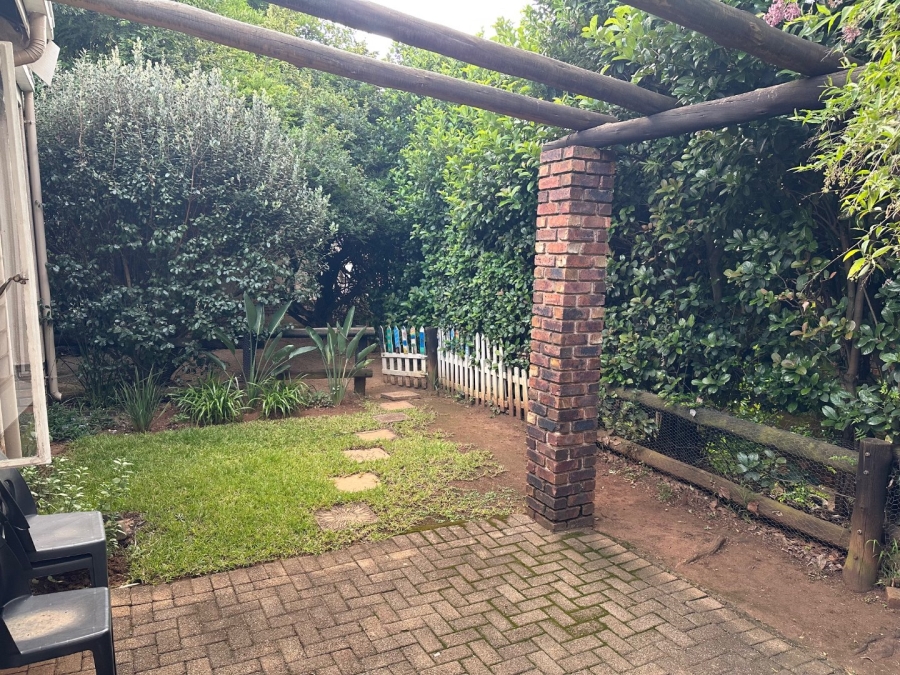 To Let 2 Bedroom Property for Rent in Sonneglans Gauteng