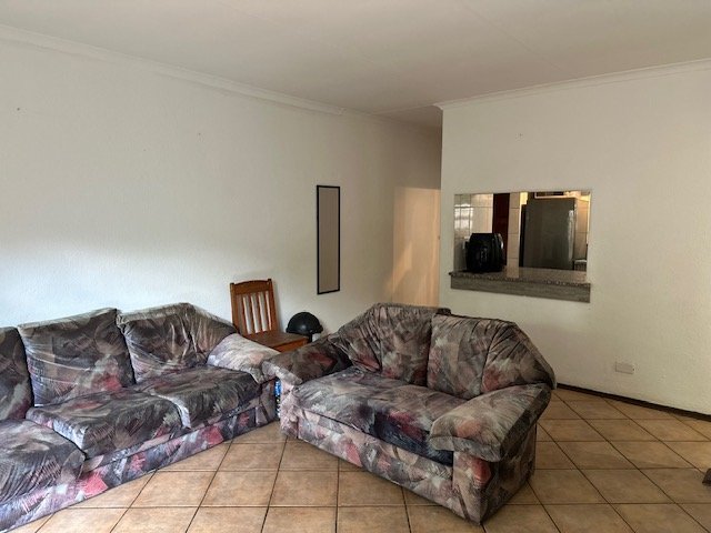 To Let 2 Bedroom Property for Rent in Sonneglans Gauteng