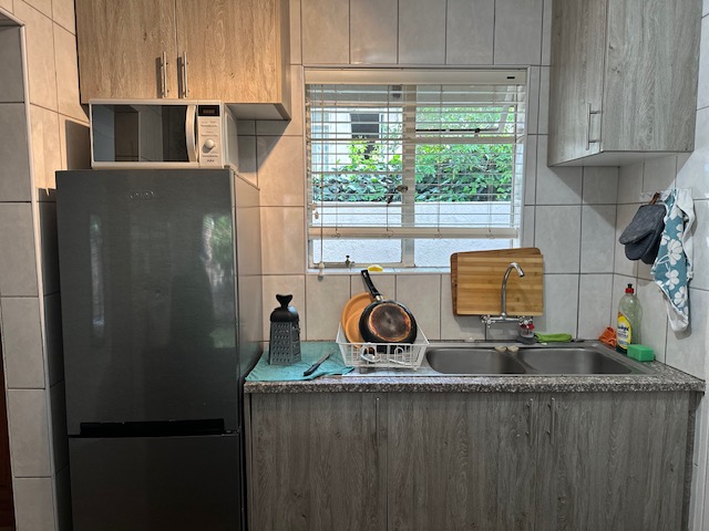 To Let 2 Bedroom Property for Rent in Sonneglans Gauteng