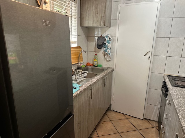 To Let 2 Bedroom Property for Rent in Sonneglans Gauteng