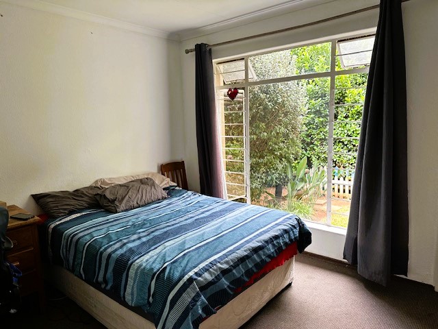 To Let 2 Bedroom Property for Rent in Sonneglans Gauteng