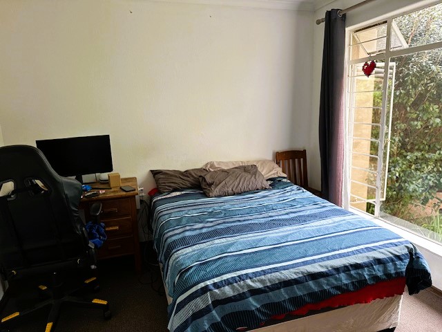 To Let 2 Bedroom Property for Rent in Sonneglans Gauteng