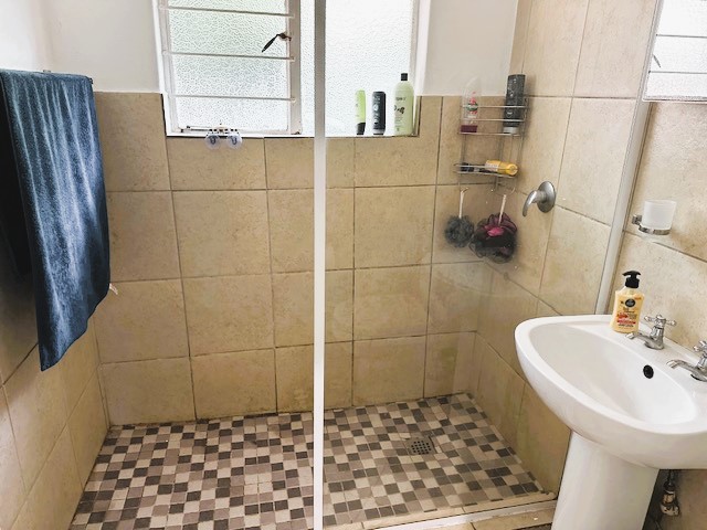 To Let 2 Bedroom Property for Rent in Sonneglans Gauteng