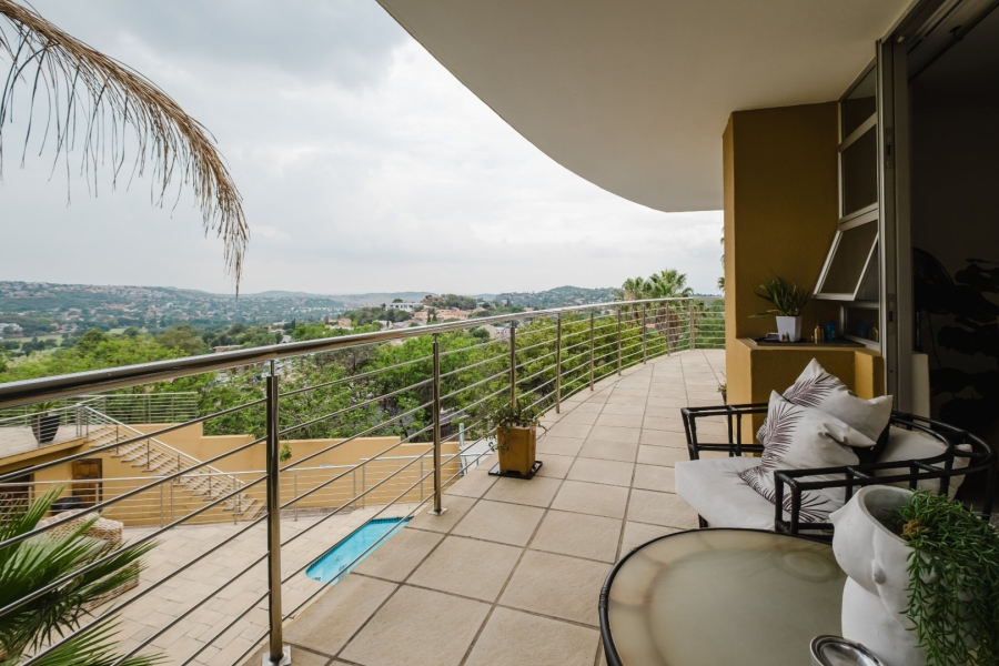 To Let 4 Bedroom Property for Rent in Glenvista Gauteng